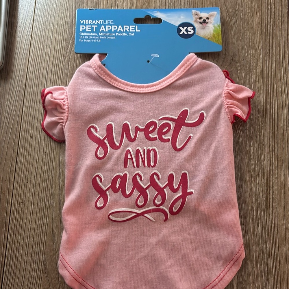 💕NWT Dog Shirt Sweet & Sassy 💕